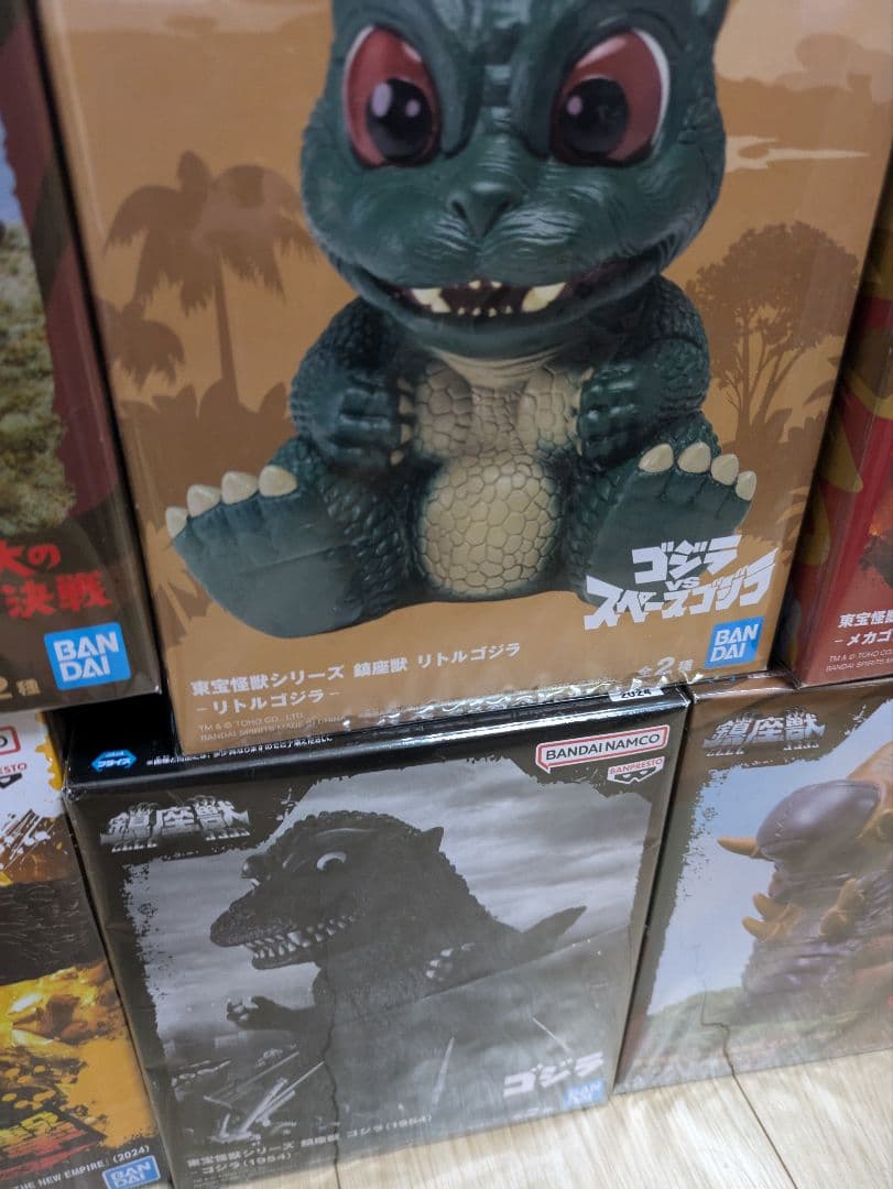 【新品・未開封品】ゴジラ シリーズ　１３フィギュア体セットまとめ売り