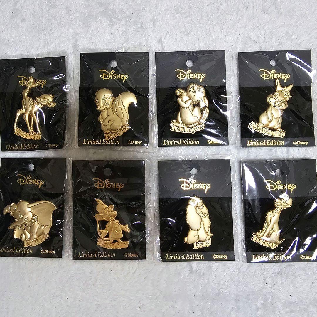 Disney キャラクター 限定ピンバッジ LTD900
