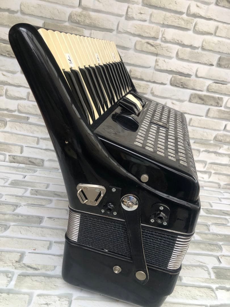 TOSCANO アコーディオン (A164)