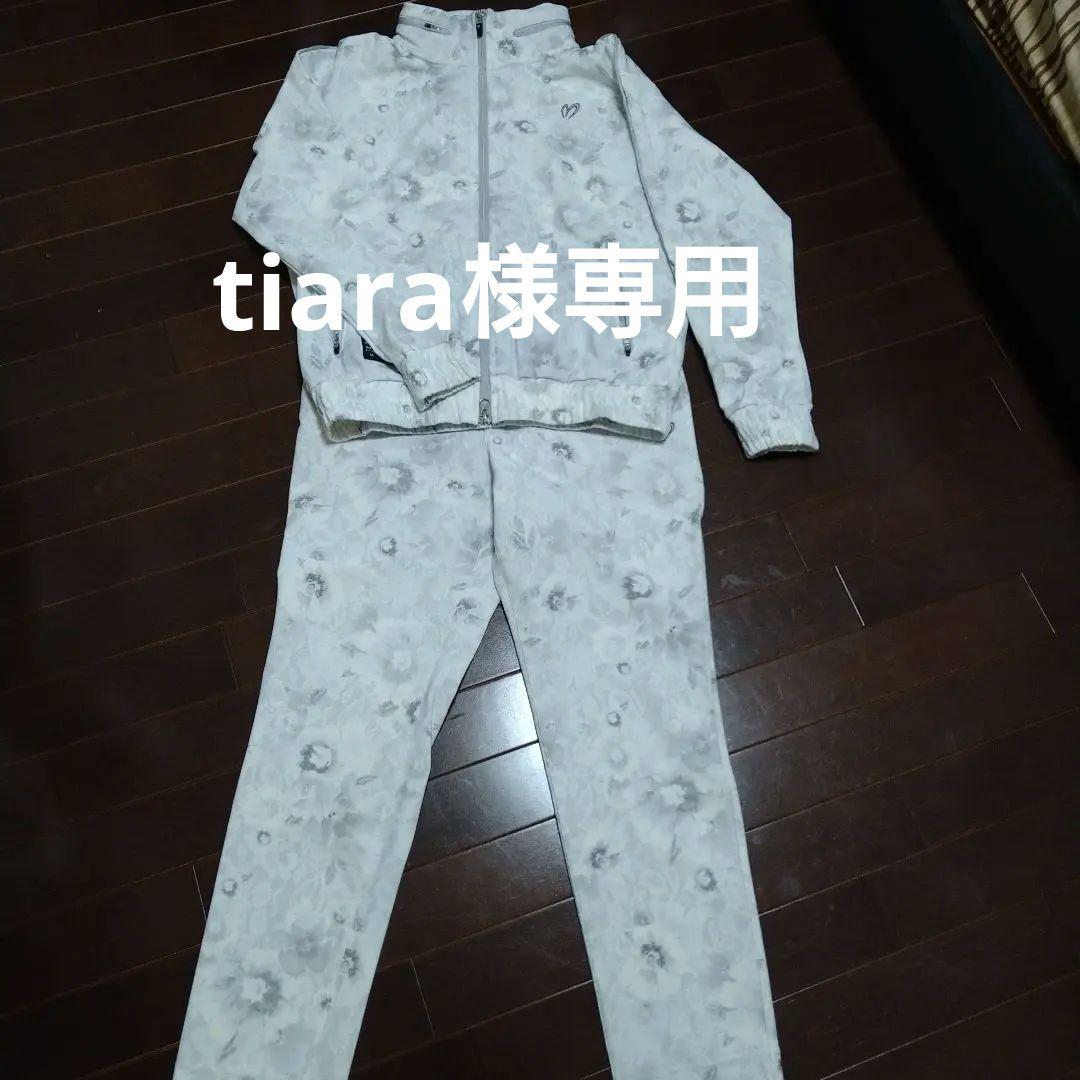 tiara・マスターバニー パーリーゲイツ ホワイト系