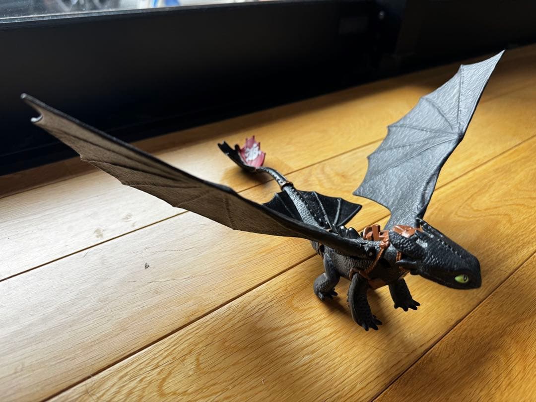 【希少】ヒックとドラゴン　フィギュア