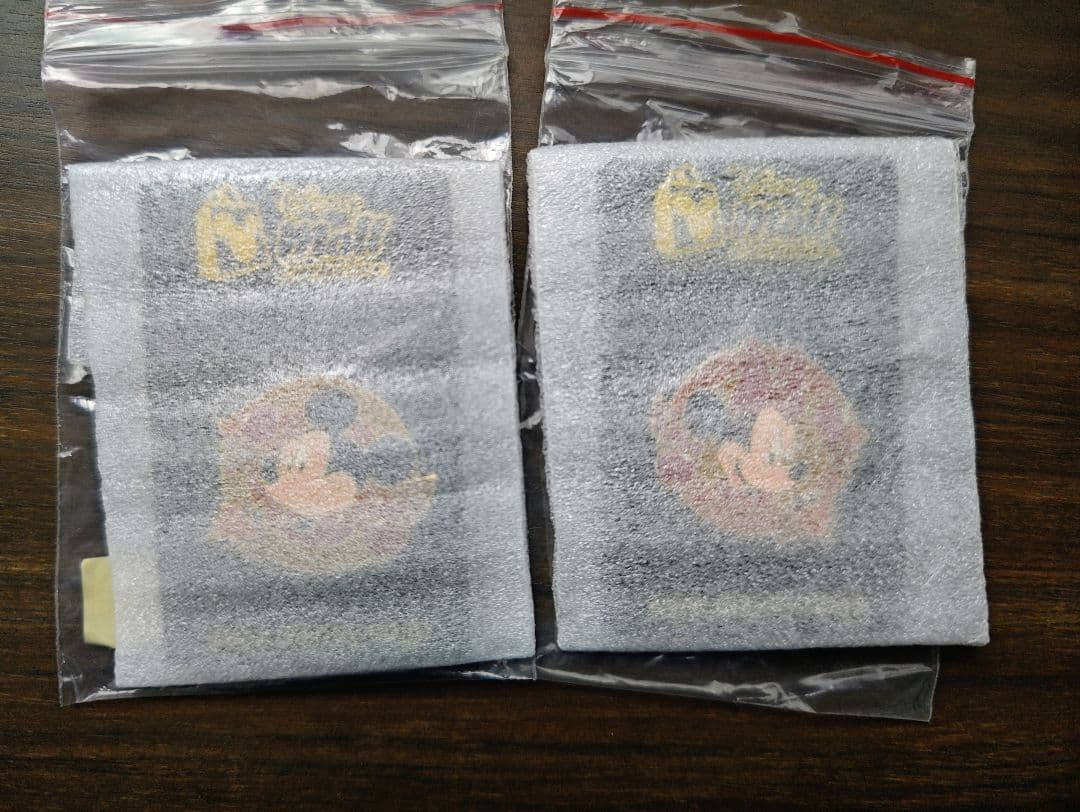 【希少 / 未開封品】ディズニーモール限定品 ピンバッジ ミッキー＆ミニーセット