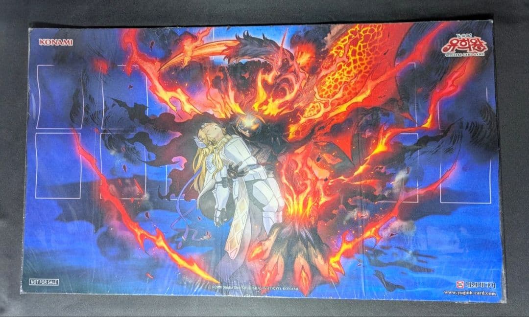 聖痕喰らいし竜 プレイマット 遊戯王 未開封　白の物語　韓国　遊戯王の日
