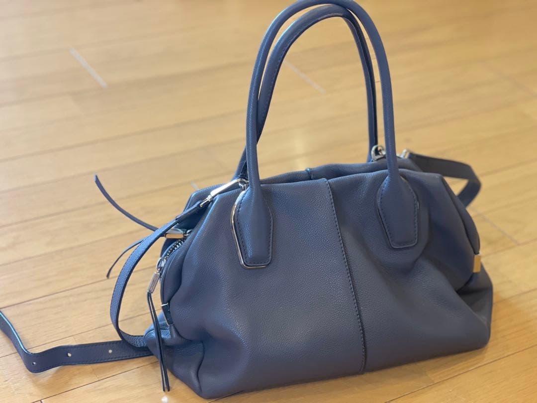 Tod’s D Bow Bag トッズ　グレー　レザー ハンドバッグ