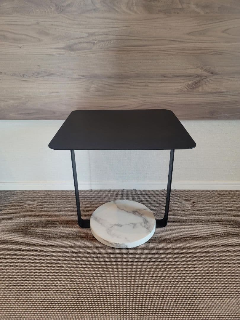 【お値下中】タンジェントテーブル モーダエンカーサ 展示品(JKG03)