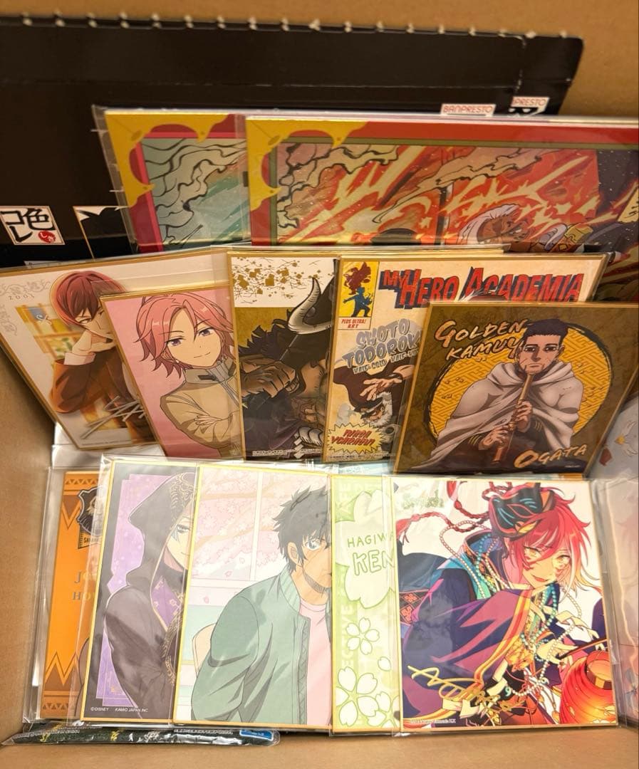 ① アニメグッズ まとめ売り 超大量 紙類・薄物・平物全般