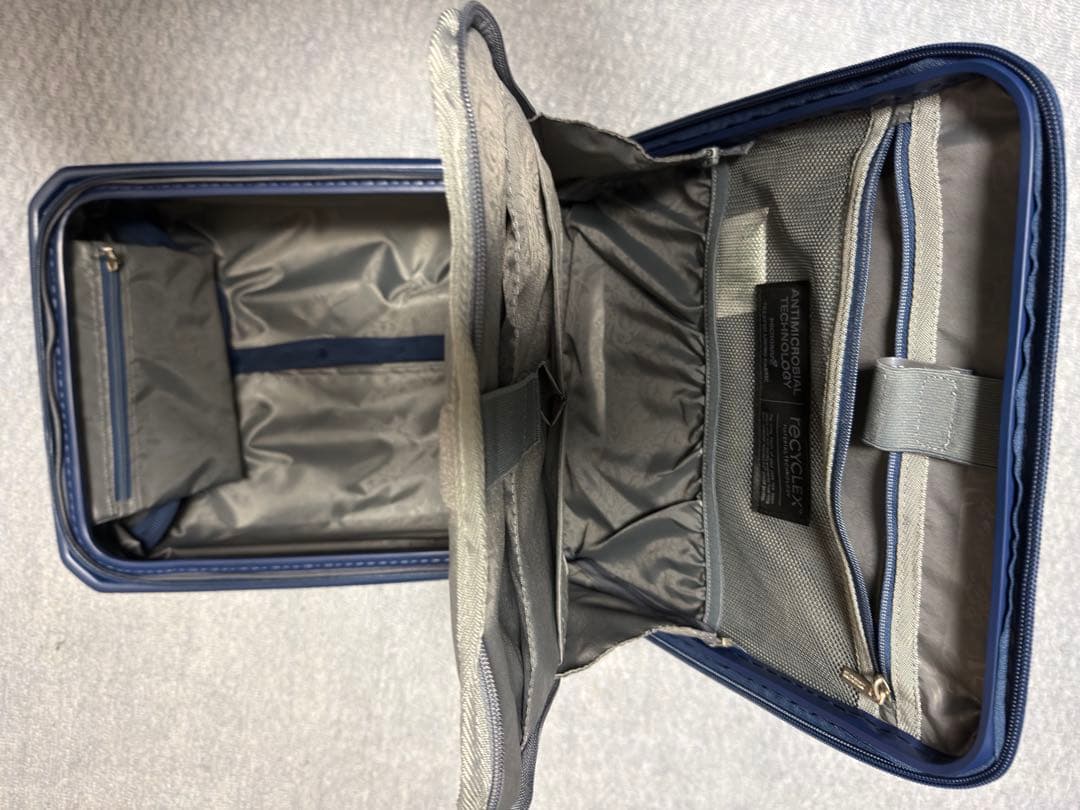 アメリカンツーリスターキャリーケース