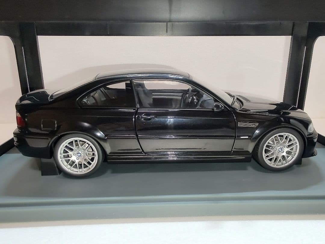 オートアート BMW M3 CSL E46 1/18 ブラック