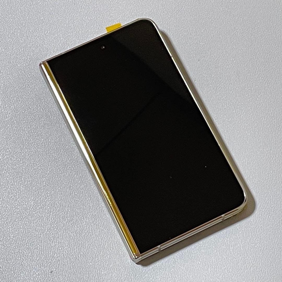 Google Pixel Fold インナーディスプレイ新品