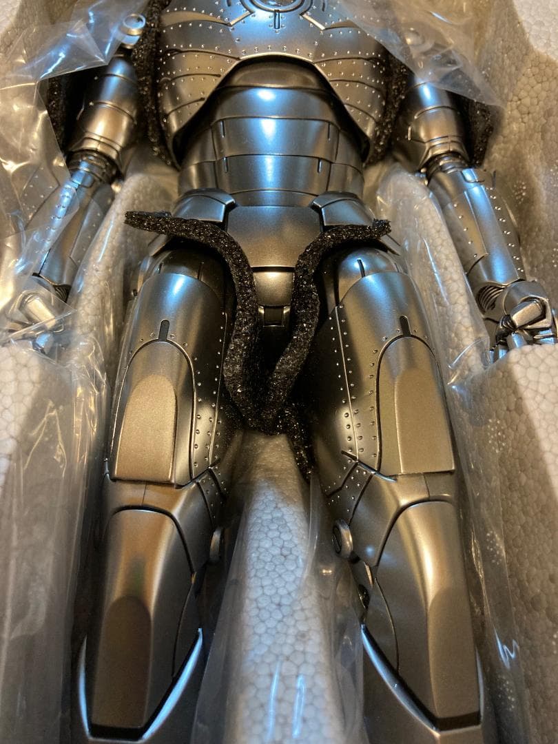 ホットトイズ　1/6　ムービーマスターピースアイアンマンマーク2