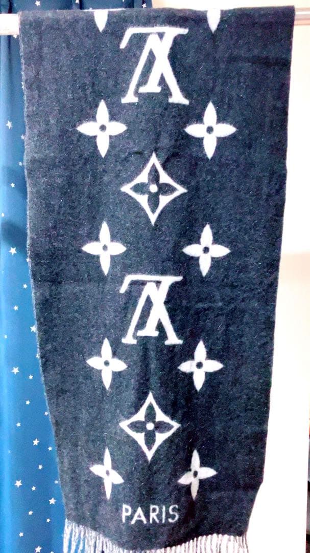 VUITTONマフラー