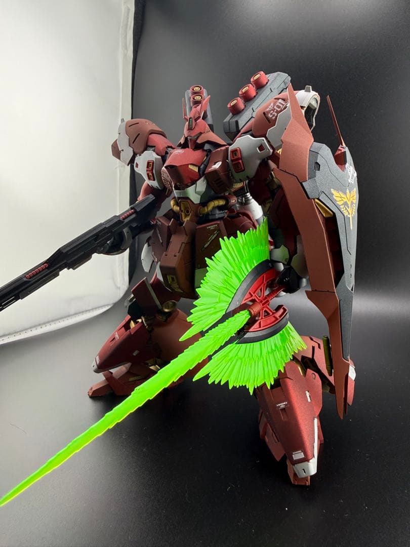 RGサザビー　ガンプラ