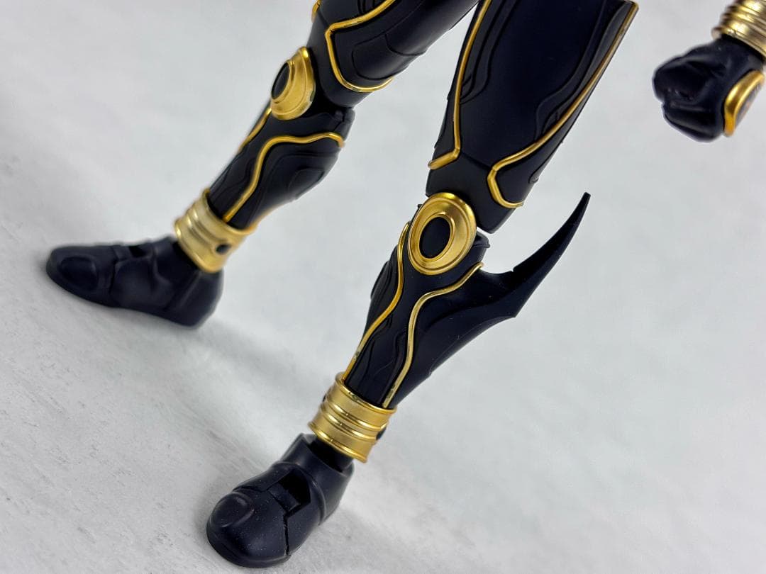 フィギュアライズスタンダード 仮面ライダークウガ アルティメットフォーム