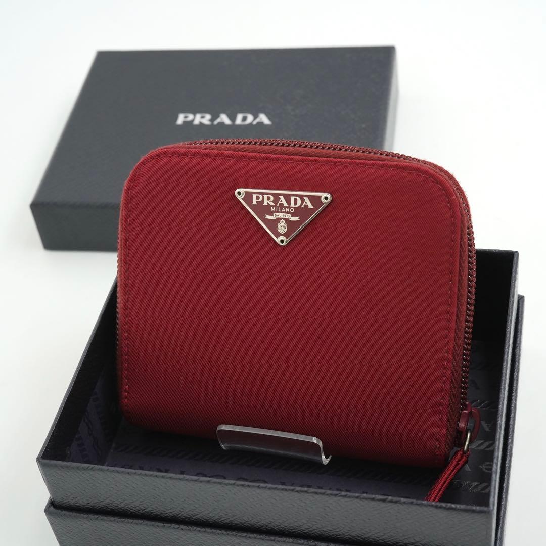 ✨新品未使用✨　プラダ　ミニ財布　二つ折り　三角プレート　ナイロン　サフィアーノ