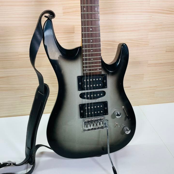 ARIA PRO2 エレキギター　MAGANAシリーズ