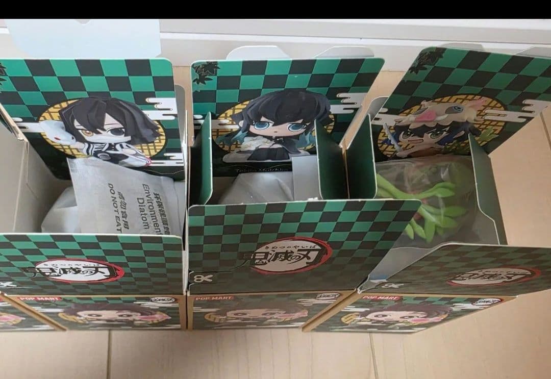 ポップマート　鬼滅の刃　フィギュア