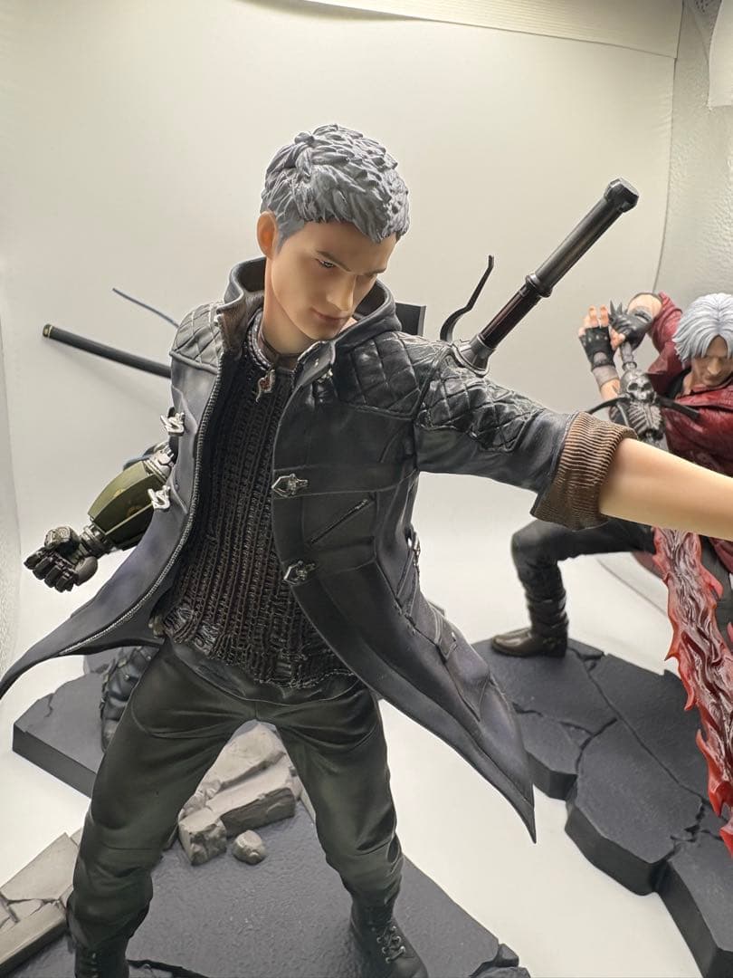 コトブキヤ artfx デビルメイクライ ネロ ダンテ バージル フィギュア