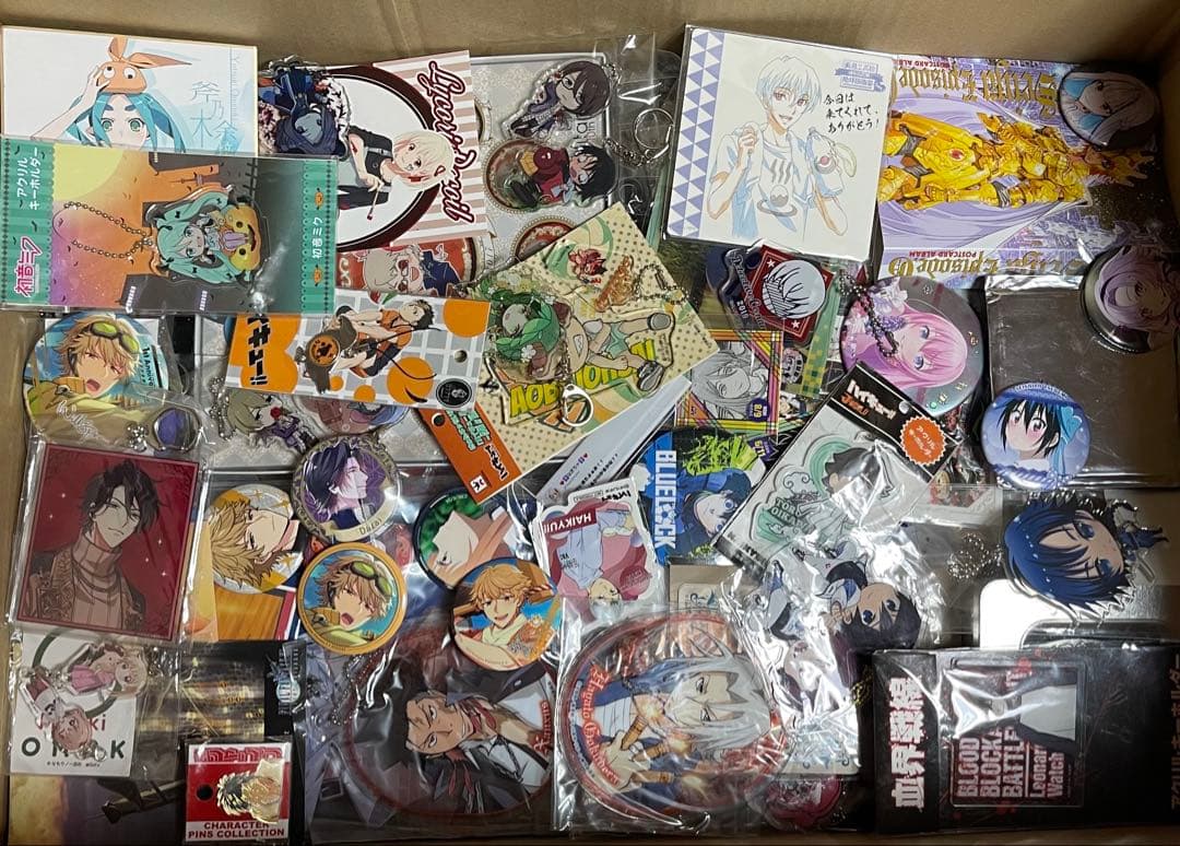 アニメグッズ　キャラクターグッズ　1200個以上　まとめ売り