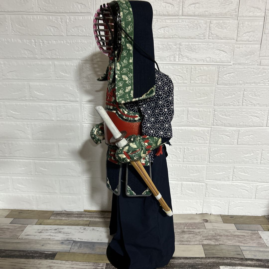 剣道　防具一式　置き物　武道具　伝統工芸品　高さ約77cm