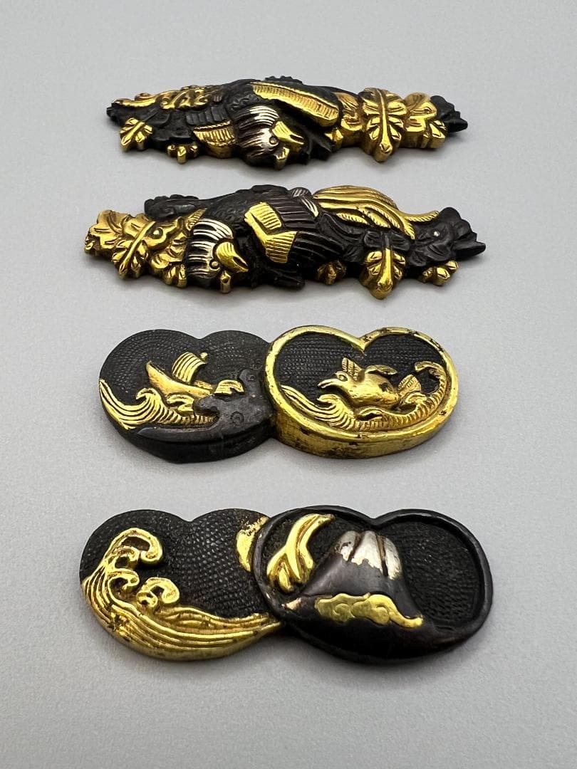 【海】江戸明治金工　鳳凰山水図　金目　手彫　目貫　４点　金銀象嵌　骨董品　元箱付