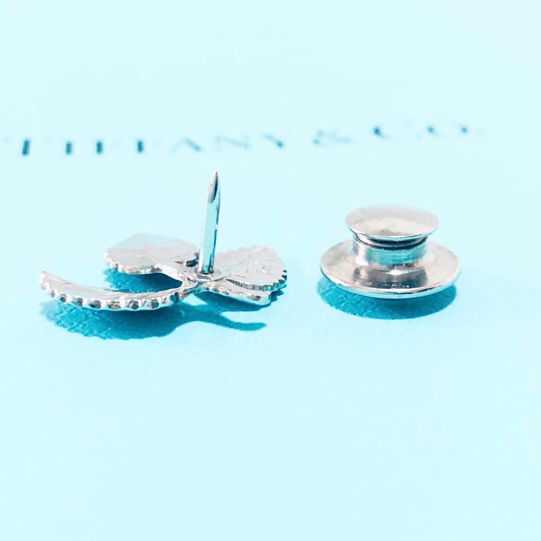 TIFFANY リーフ ピンブローチ シルバー D2412093