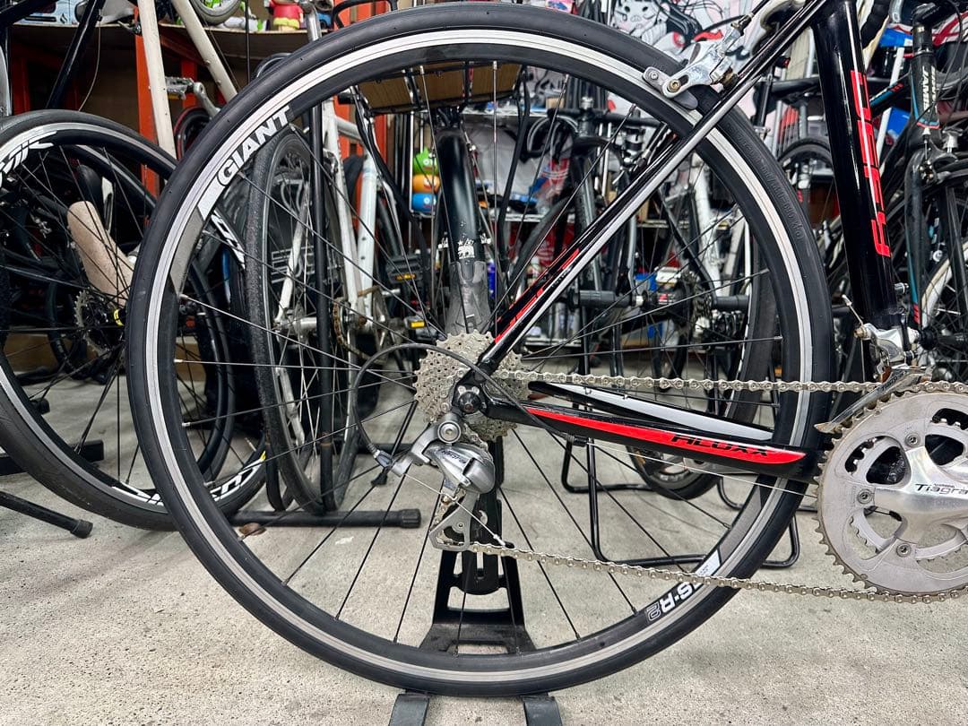 GIANT Defy2基本分解発送送料無料！完成車渡しもご相談ください！