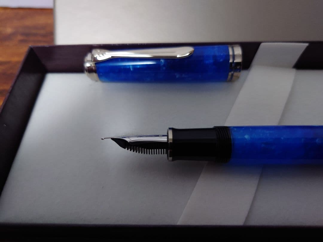Pelikan M805 Mニブ ヴァイブラントブルー 万年筆