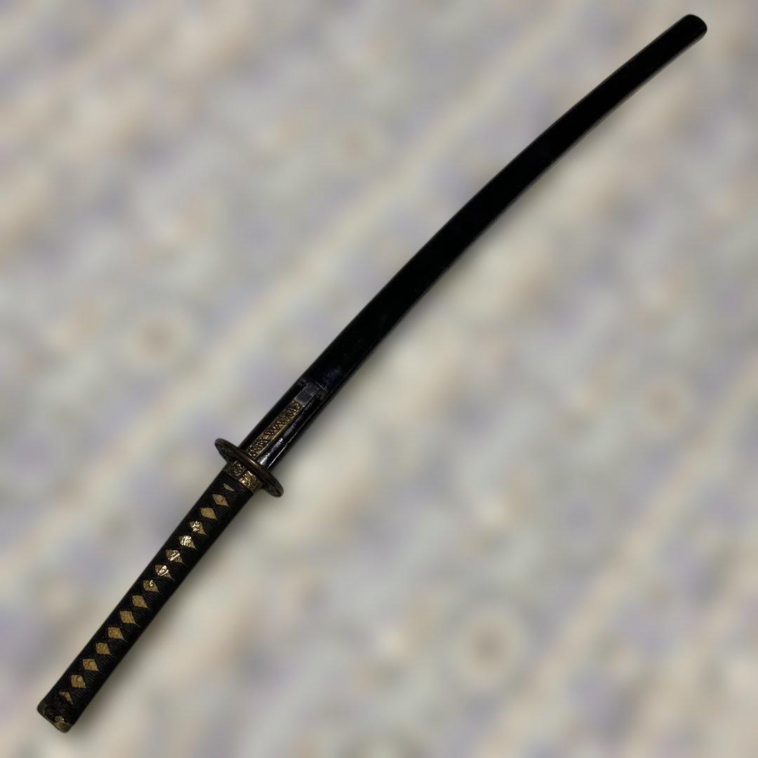 模造刀(小柄付) 黒柄 龍彫楕円鍔 黒呂鞘