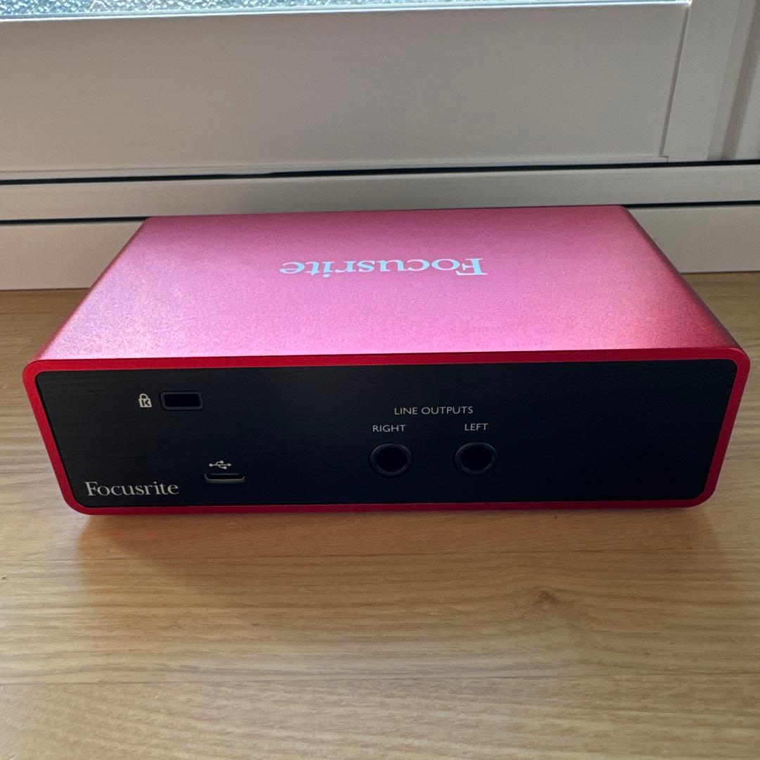 Focusrite フォーカスライト オーディオインターフェース(ほぼ未使用)
