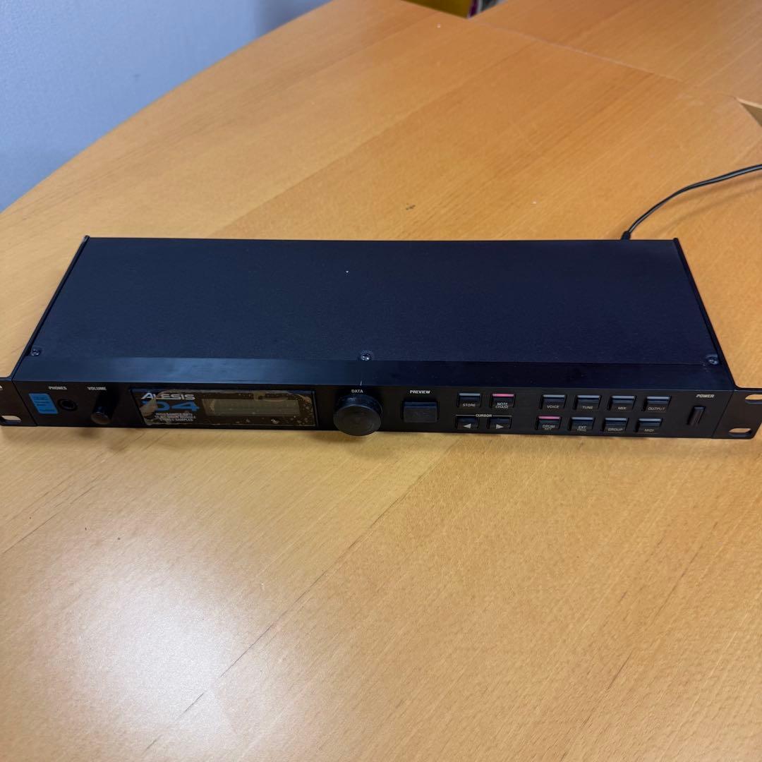 DTM・DAW Alesis D4