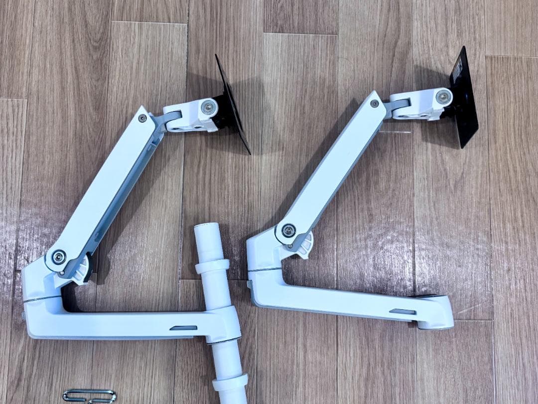 工*藤様 Ergotron LX Dual Stacking Arm ホワイト