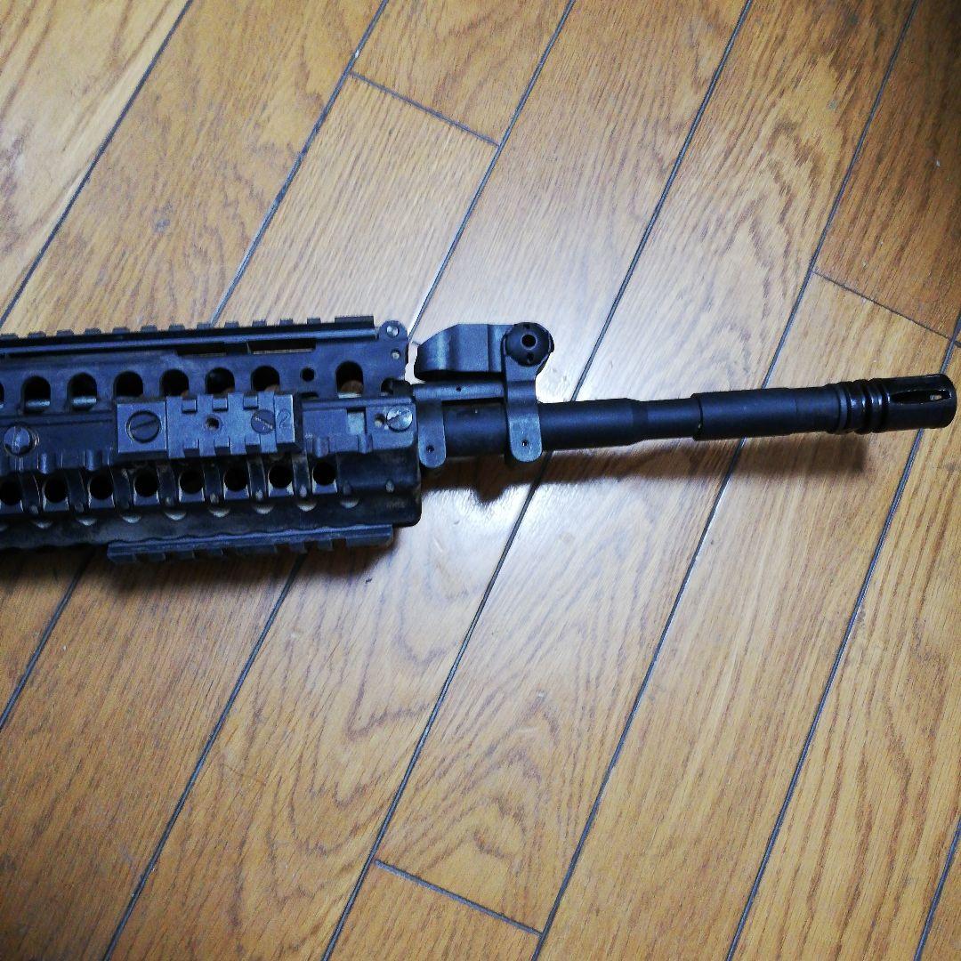 東京マルイ　M4 S-SYSTEM 電動ガン　バッテリー充電器付
