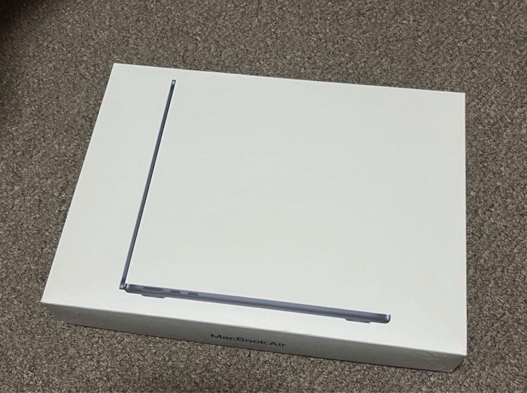 ぴ【プロフィール必読】 M2 MacBook Air 本体+充電器