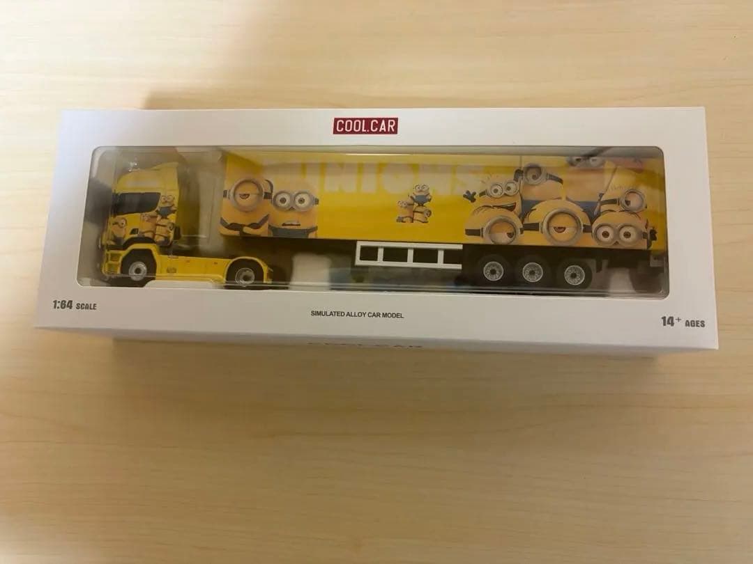 COOL CAR ミニオン トレーラー 1:64