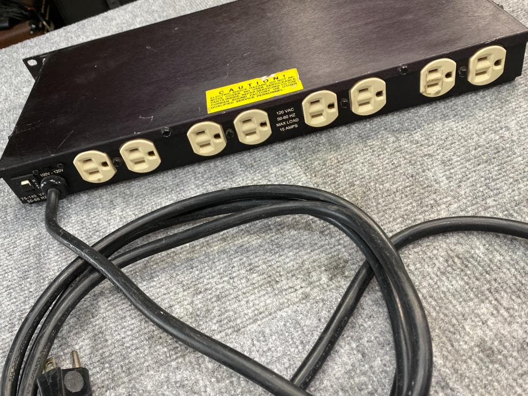 FURMAN AR-1215J 電源ディストリビューター