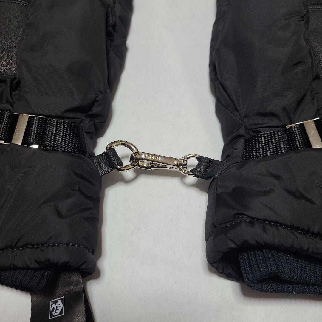 最終値下げ【PRADA】Re-Nylon グローブ