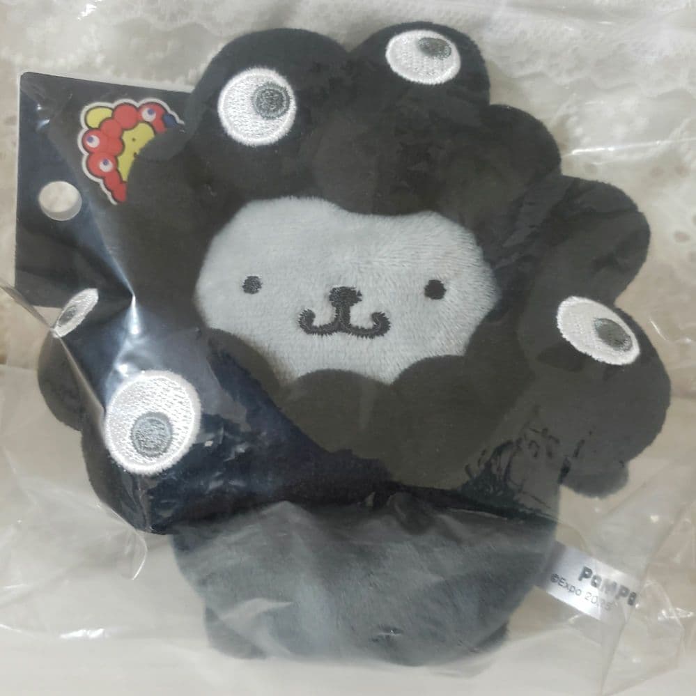 新品・タグ付・未開封★サンリオ 黒 ミャクミャク★カラビナ付き ぬいぐるみ★7点