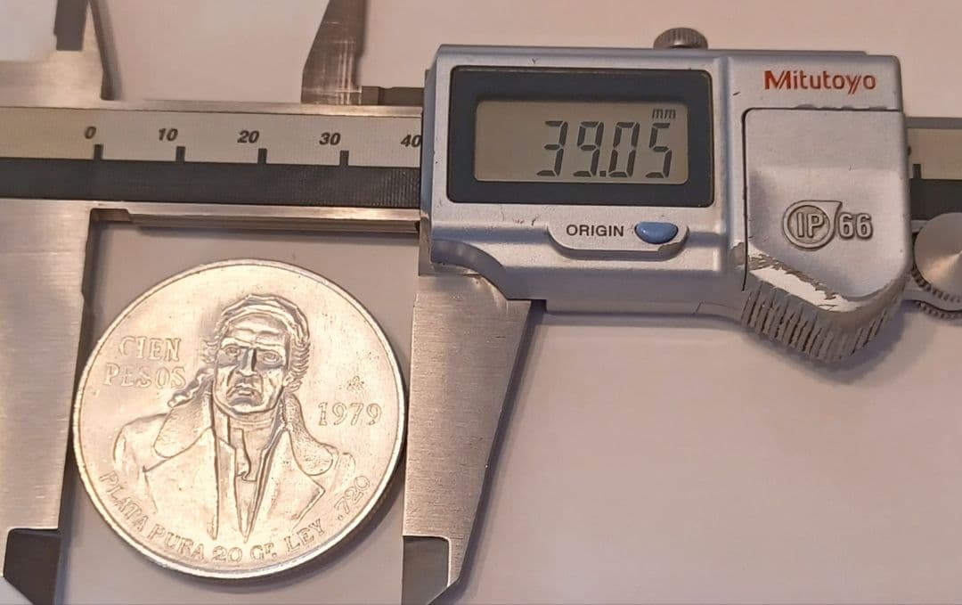 奴隷制や人種差別の廃止を提唱したホセ・マリア・モレーロス1979年 メキシコ銀貨