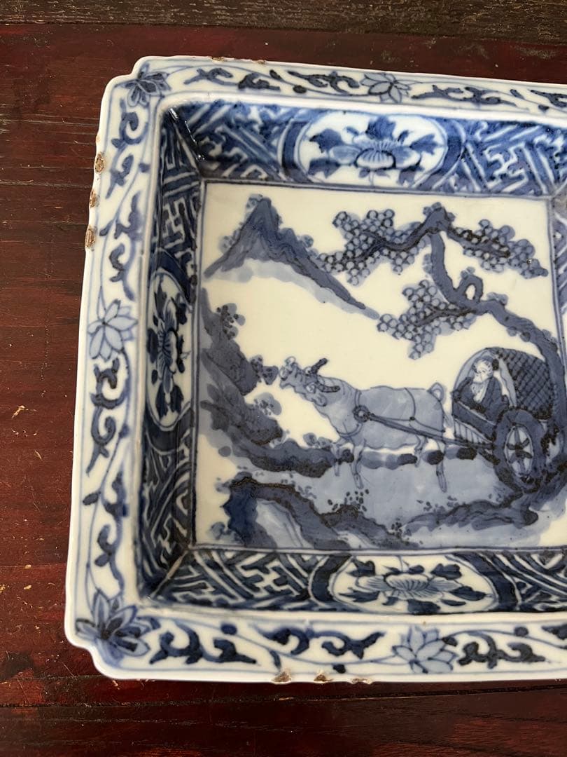 希少無傷　中国美術　明　天啓古染付　牛車に翁　紗綾紋　隅切角皿　古伊万里　清朝期