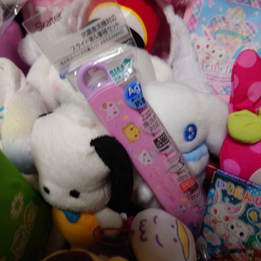 サンリオ 大量 まとめ売り ポムポムプリン コロコロクリリン シュガーバニーズ