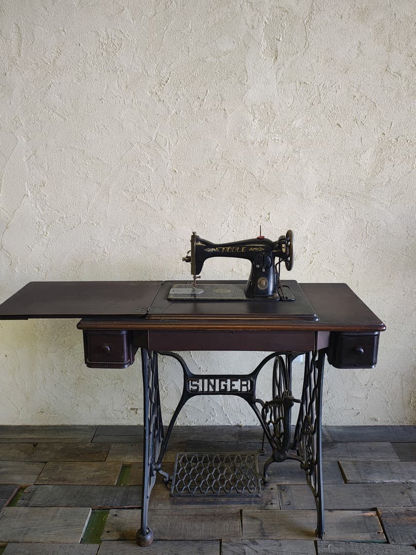 SINGER ミシンテーブル 引き出し付き　ビンテージ　M0166