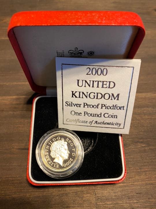 イギリス　1ポンド　ピエフォー　2000年　ドラゴン