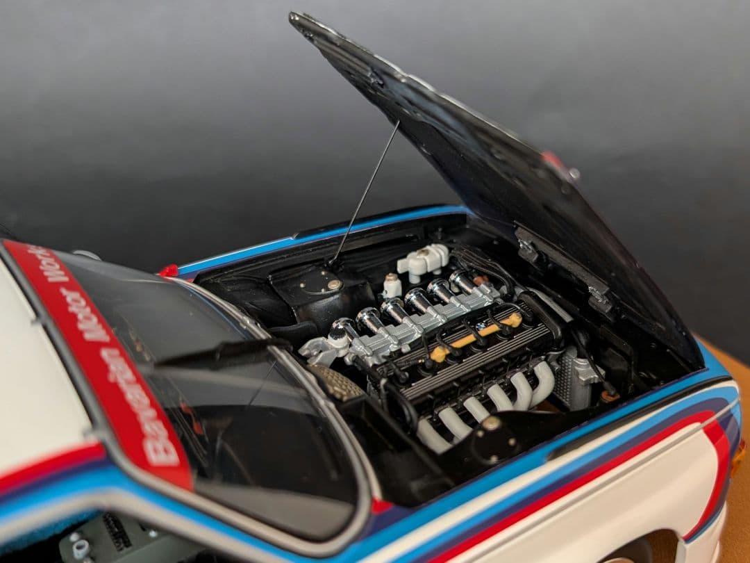 ミニチャンプス 1/18 BMW CSL 3.5 IMSA・Winner '75