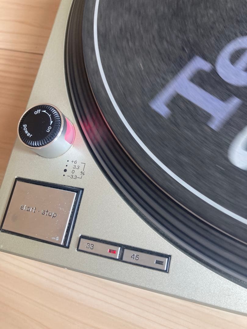 Technics SL-1200 mk3D ターンテーブル