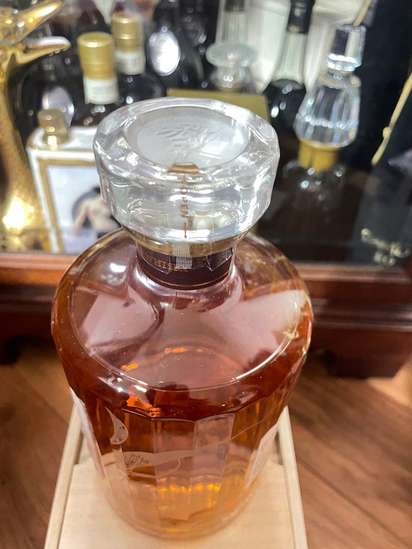 サントリー　SUNTORY　「響100周年記念ブレンド」　700ml　ウイスキー