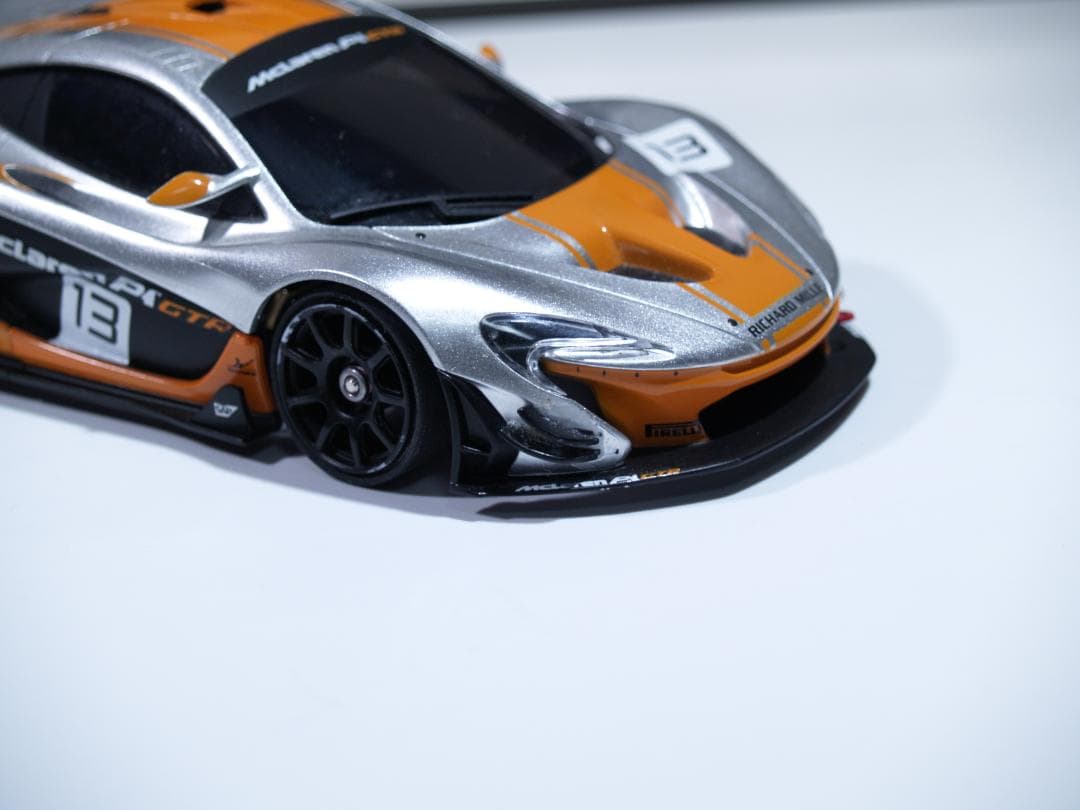 京商ミニッツMR-03 EVO シャーシ＆ボディセット マクラーレンP1 GTR