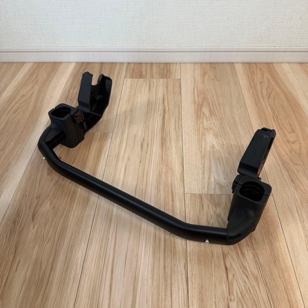 マキシコシ ペブル360 familyfix360 エアバギー用アダプター