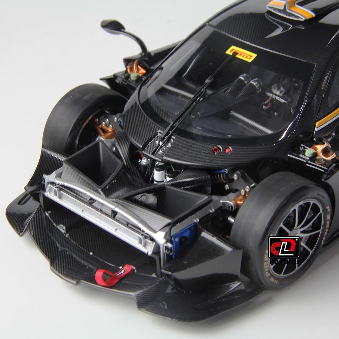 完売 入手困難 LCD モデル 1/18 パガーニ ウアイラ ミニカー 全開閉