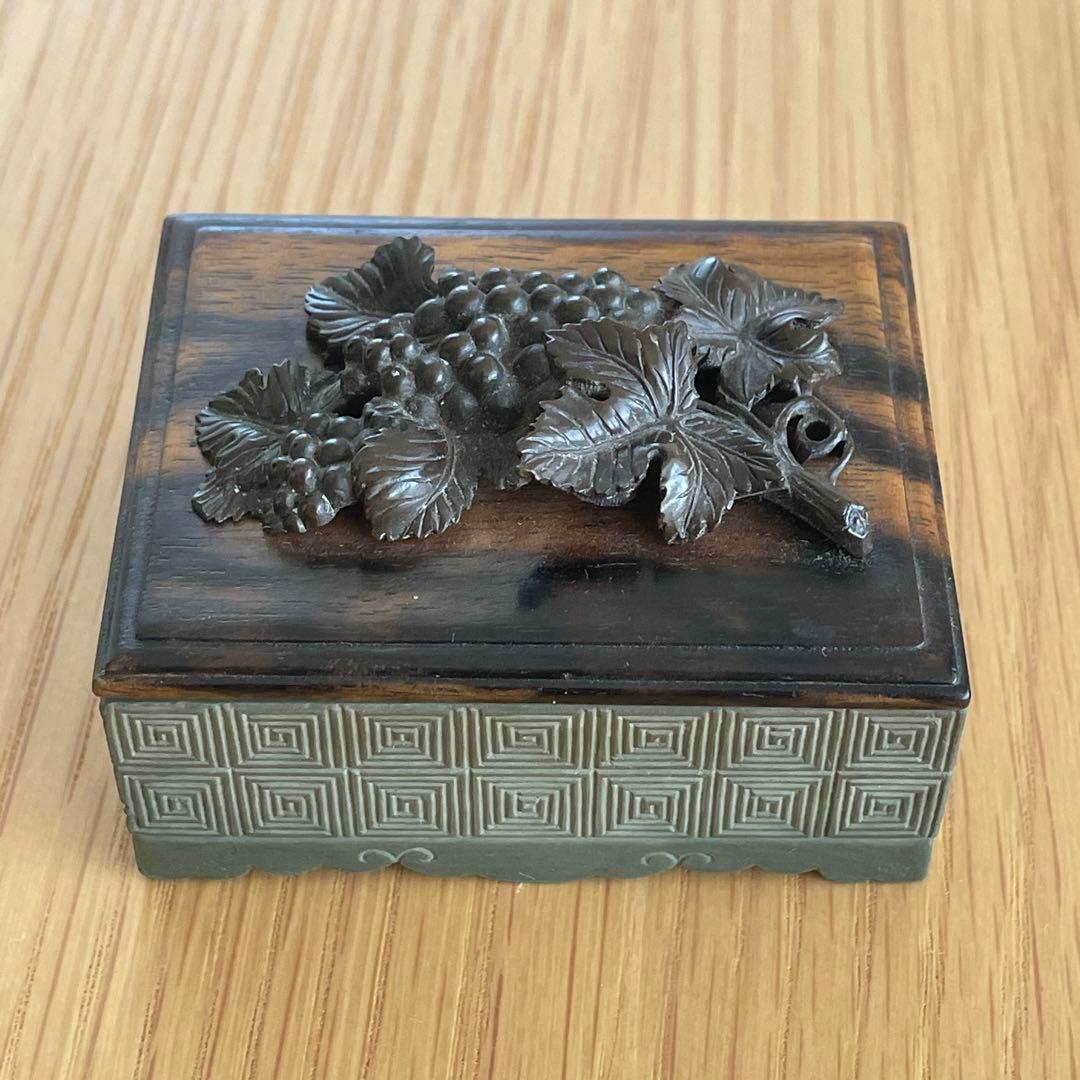 《骨董》細工の綺麗な 丹渓石　小箱★入れ物★黒柿★桐箱付 唐物 骨董