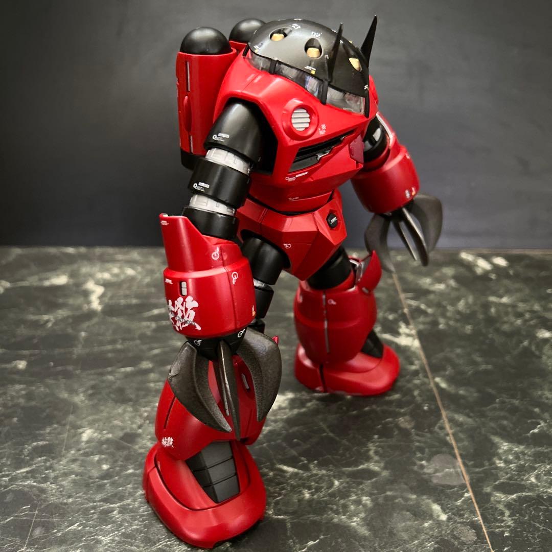 ガンプラ完成品　MGズゴック　プラモデル完成品